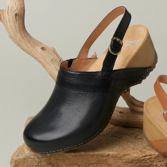 NEW Dansko Tammy Clogs - Leather For Women in black 7255s3 - Picture 2 of 7